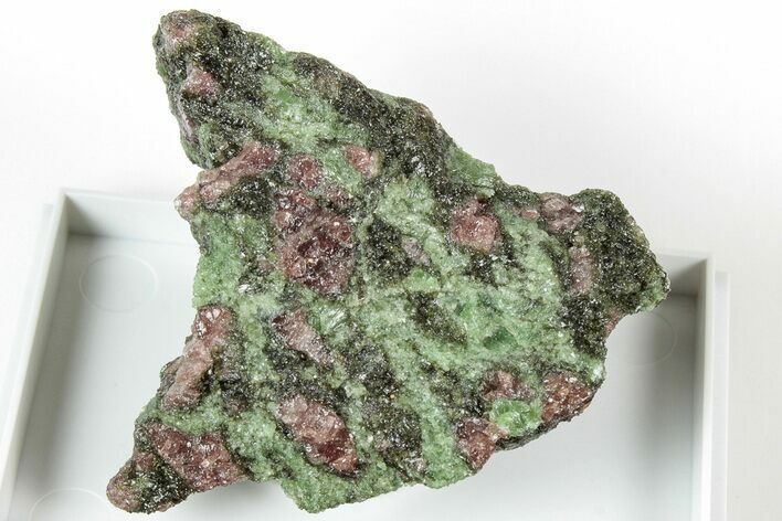 Pyrope, Forsterite, Diopside & Omphacite Association - Norway #317099